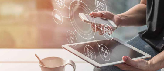 tablette et smartphone pour faire une demande de pret en ligne